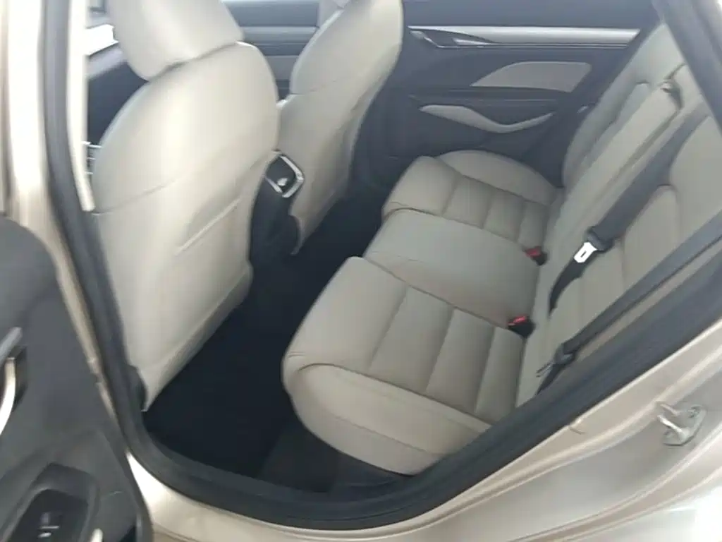 Geely Binrui — миниатюра 17