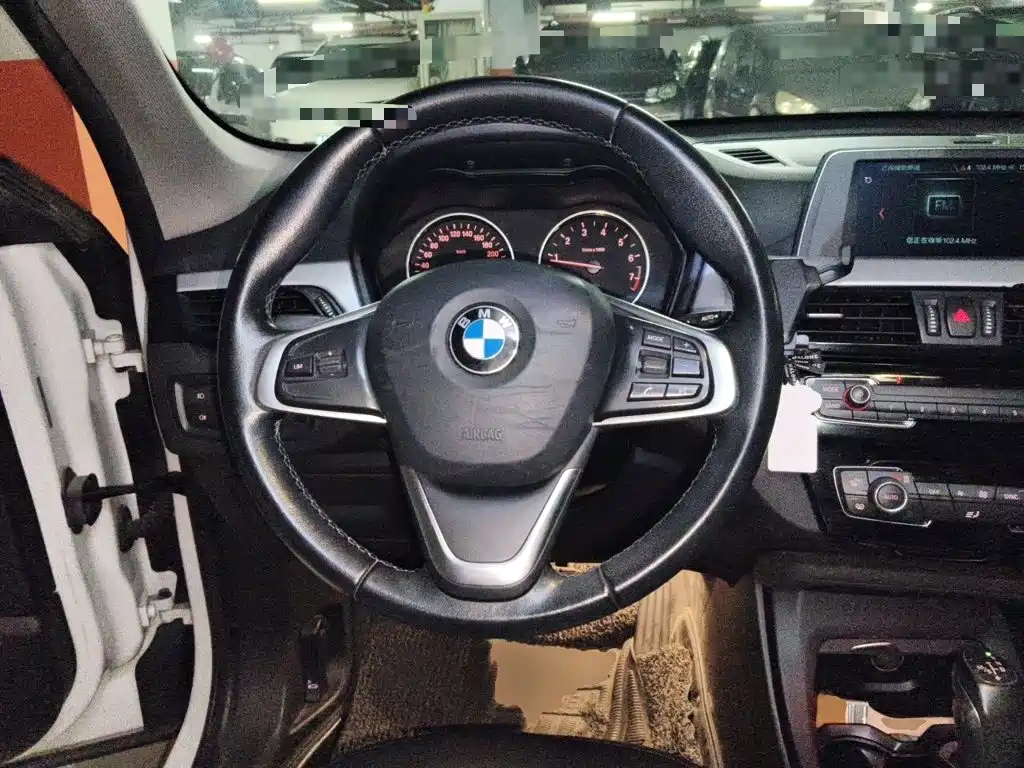 BMW X1 — миниатюра 6