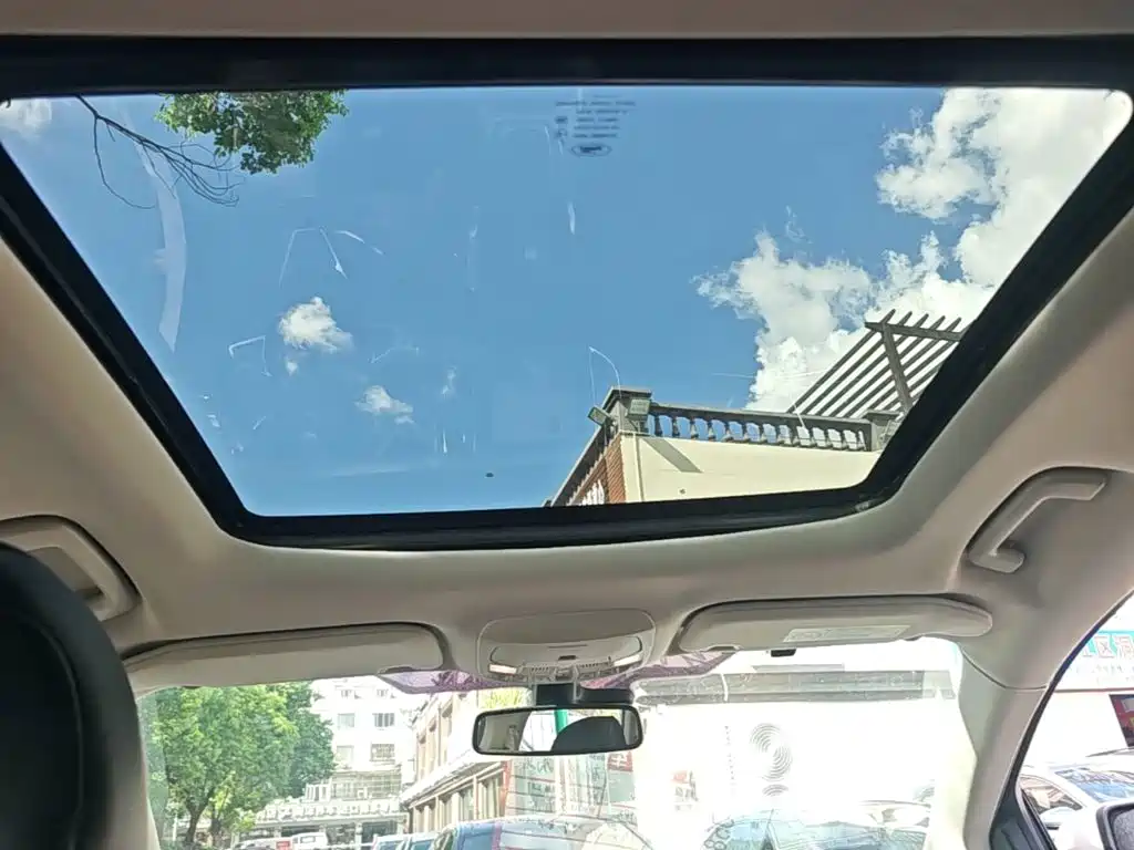 Ford Edge — миниатюра 18