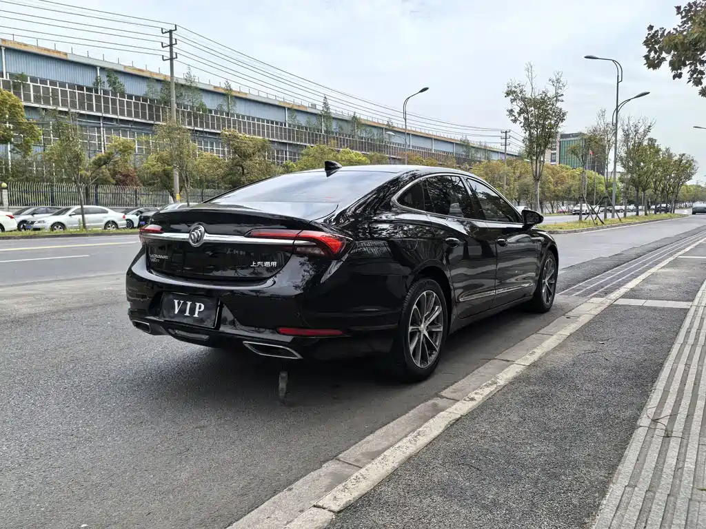 Buick LaCrosse 2022 652T Luxury