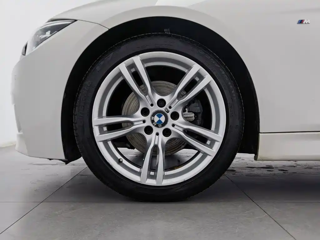 BMW 3 Series — миниатюра 17