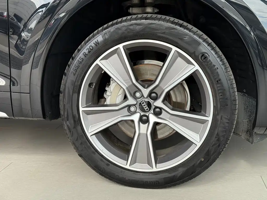 Audi Q5L — миниатюра 16