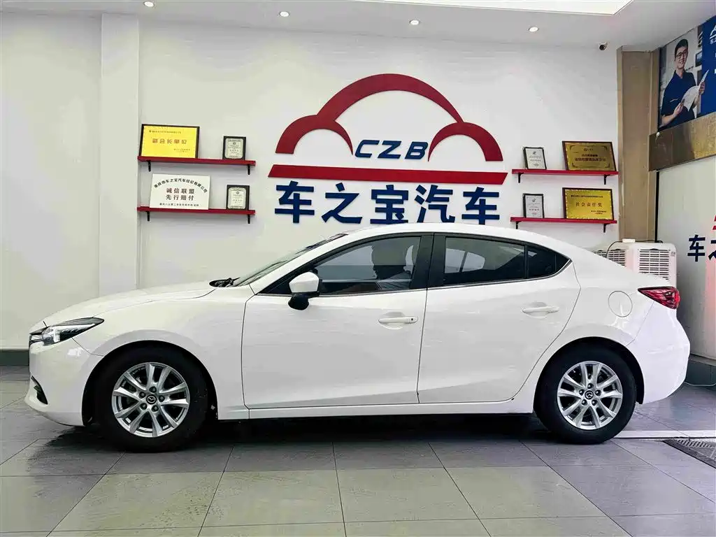 Mazda 3 Axela — миниатюра 4