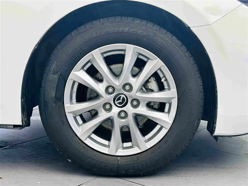 Mazda 3 Axela — миниатюра 10