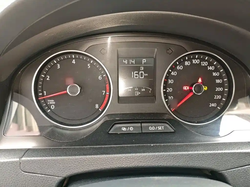 Volkswagen Santana — миниатюра 4