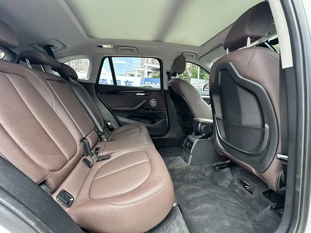 BMW X1 — миниатюра 11