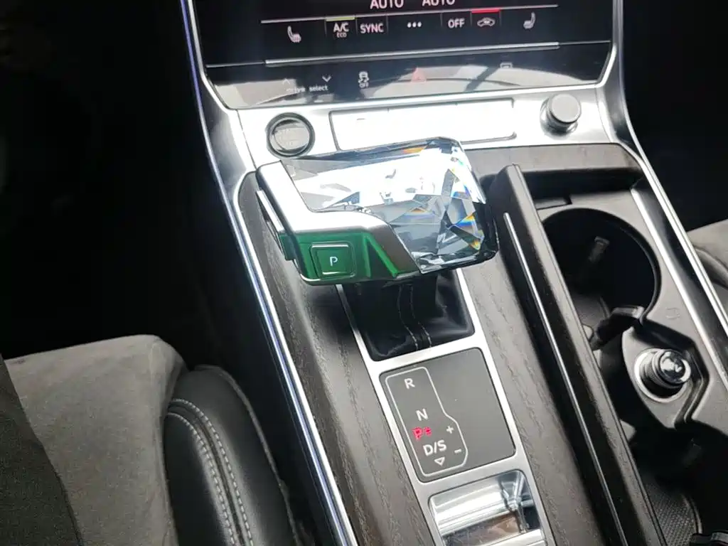 Audi A6L 2024 45 TFSI quattro