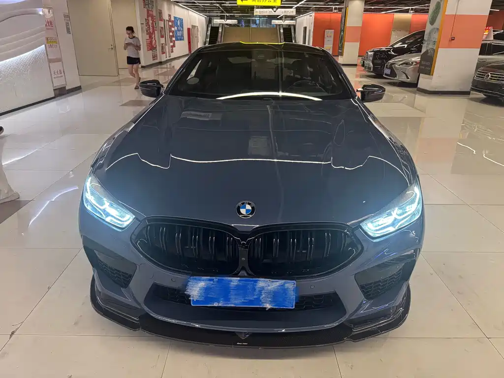BMW 8 Series — миниатюра 2