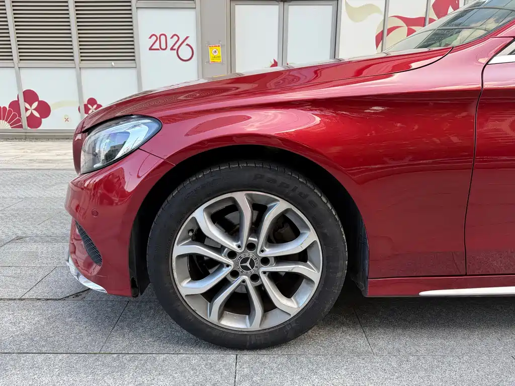 Mercedes-Benz C-Class — миниатюра 11