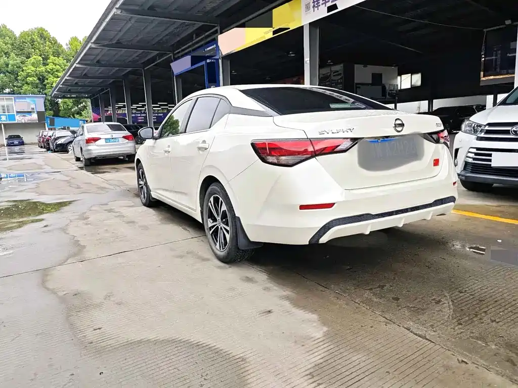 Nissan Sylphy — миниатюра 9