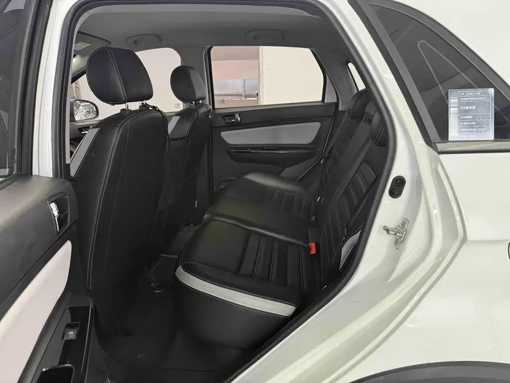 BAIC New Energy EC5 — миниатюра 6