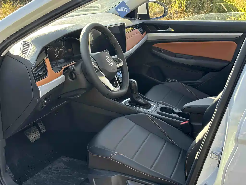 Volkswagen Bora — миниатюра 3