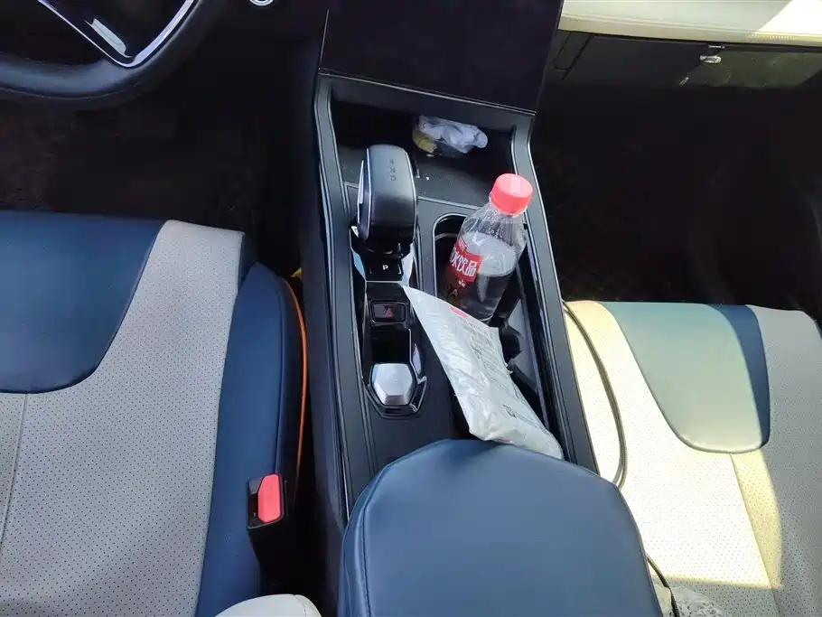 GEELY AUTOMOBILE BOYUE