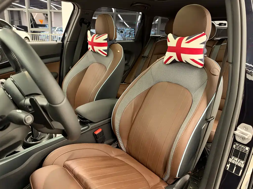 MINI Mini Clubman — миниатюра 7