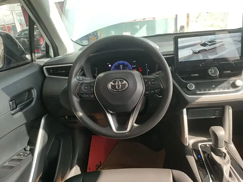 Toyota Frontlander — миниатюра 11