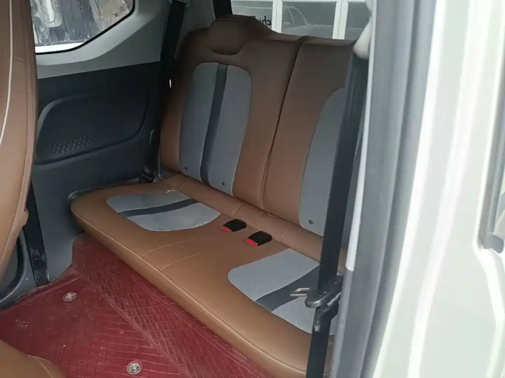 Wuling MINIEV — миниатюра 17
