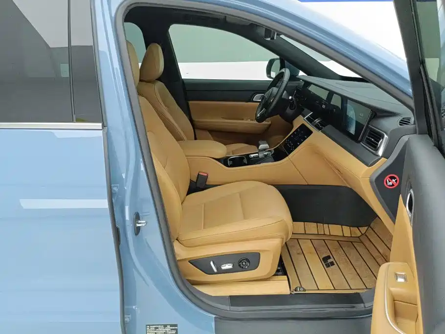 Li Auto Li ONE — миниатюра 8