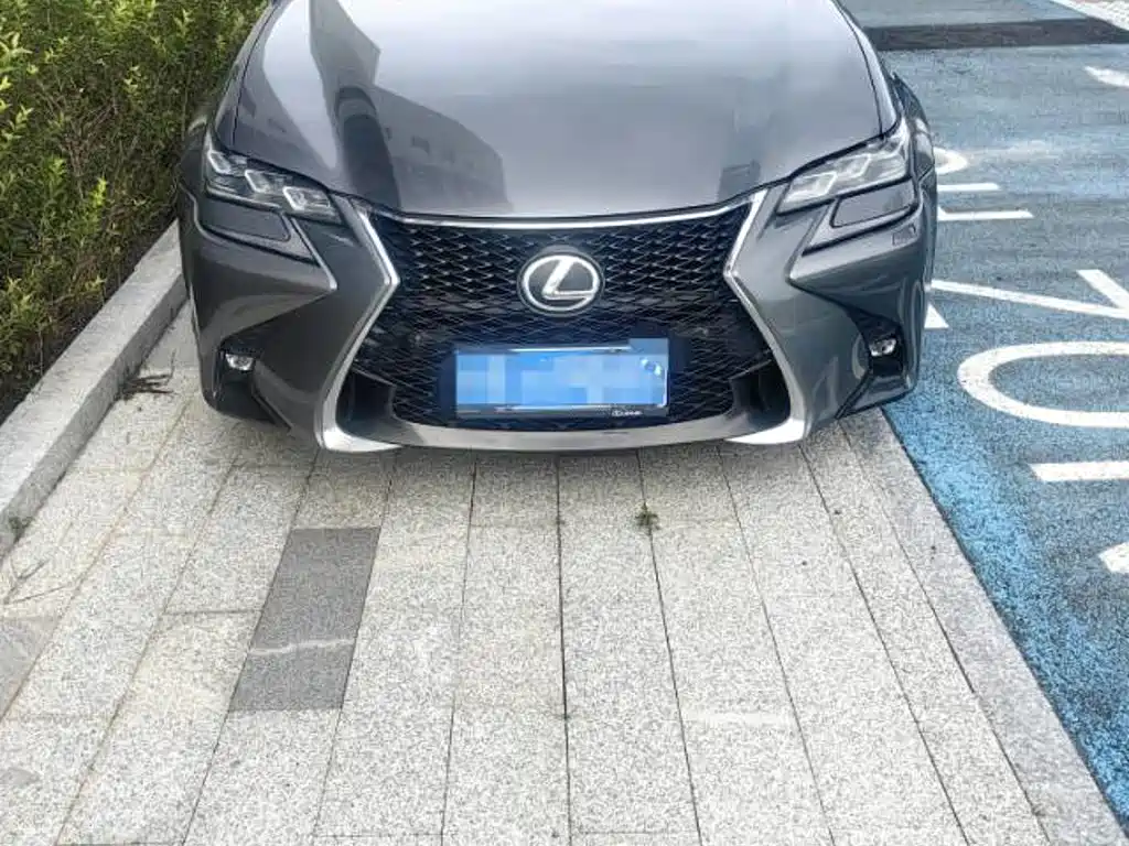 Lexus GS