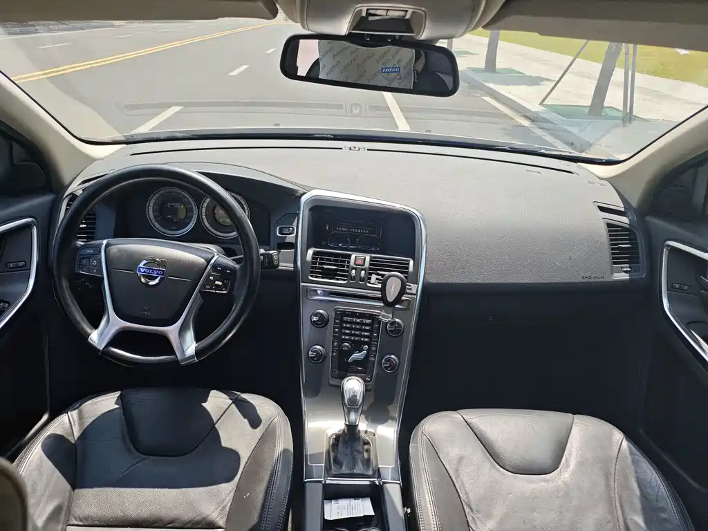 Volvo XC60 (Import) — миниатюра 6