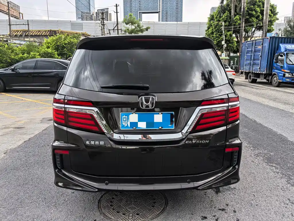Honda Elysion — миниатюра 6