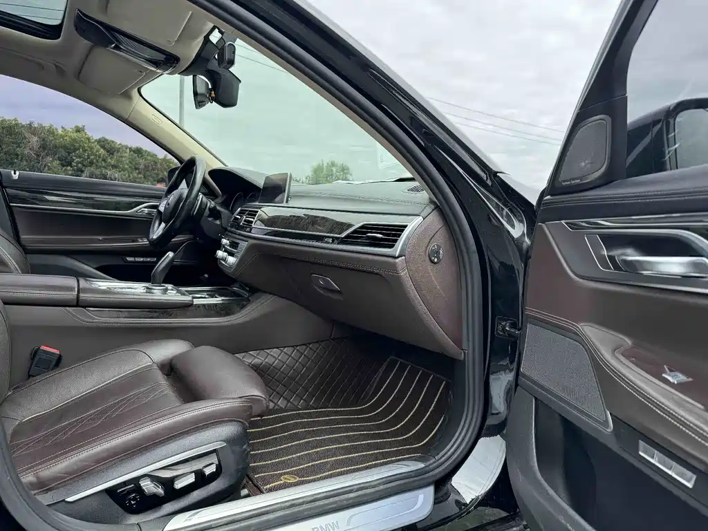 BMW 7 Series 7 2016 730Li Luxury