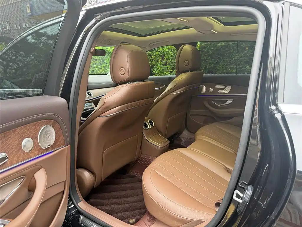 Mercedes-Benz E-Class E 2022 E 300 L Sport Luxury