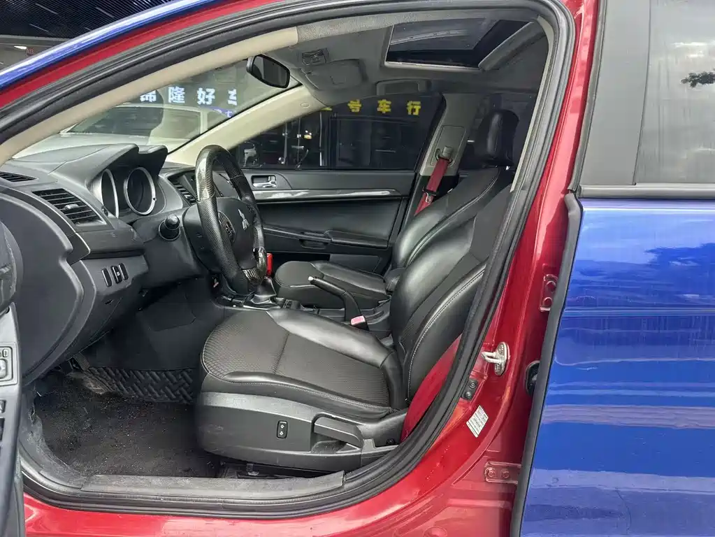 Mitsubishi Lancer EX — миниатюра 3