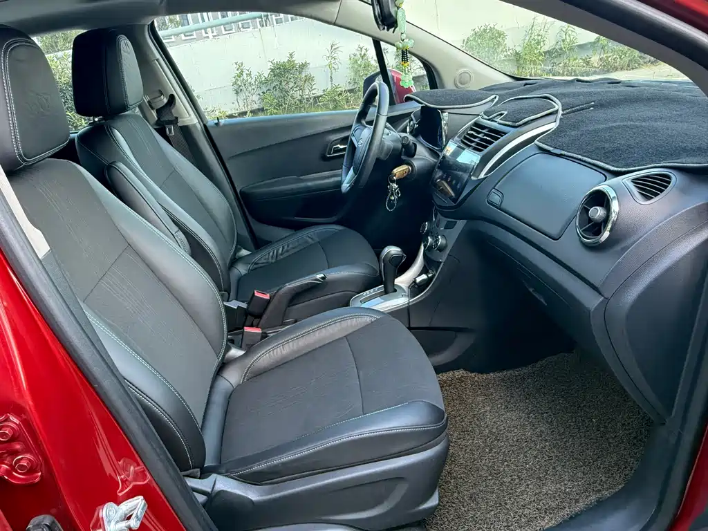 Chevrolet Trax — миниатюра 17