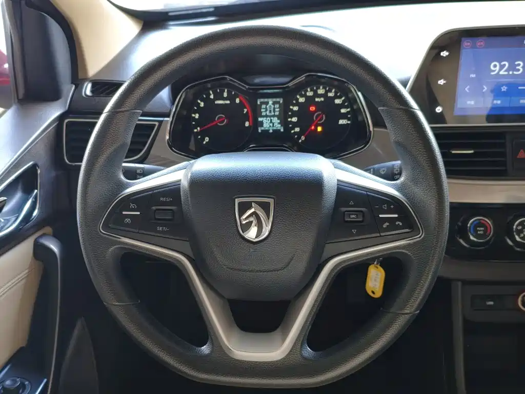 Baojun 310W — миниатюра 11