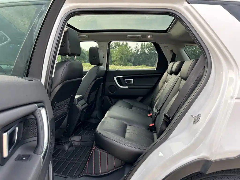 Land Rover Discovery Sport — миниатюра 10