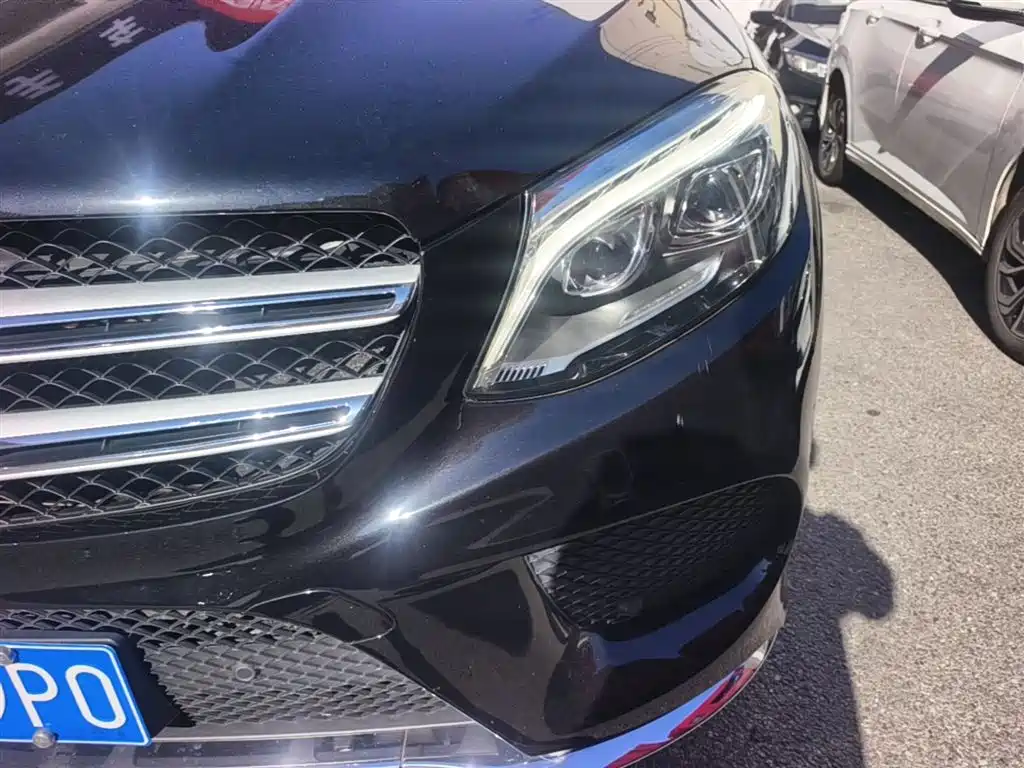 Mercedes-Benz GLE — миниатюра 24