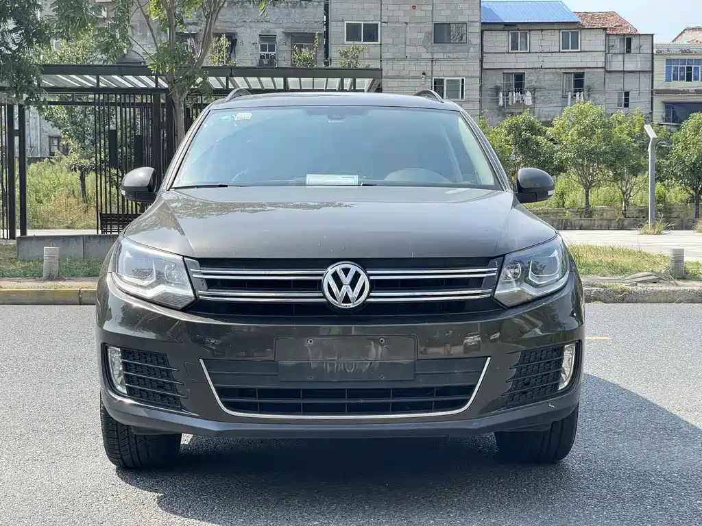 Volkswagen Tiguan — миниатюра 2