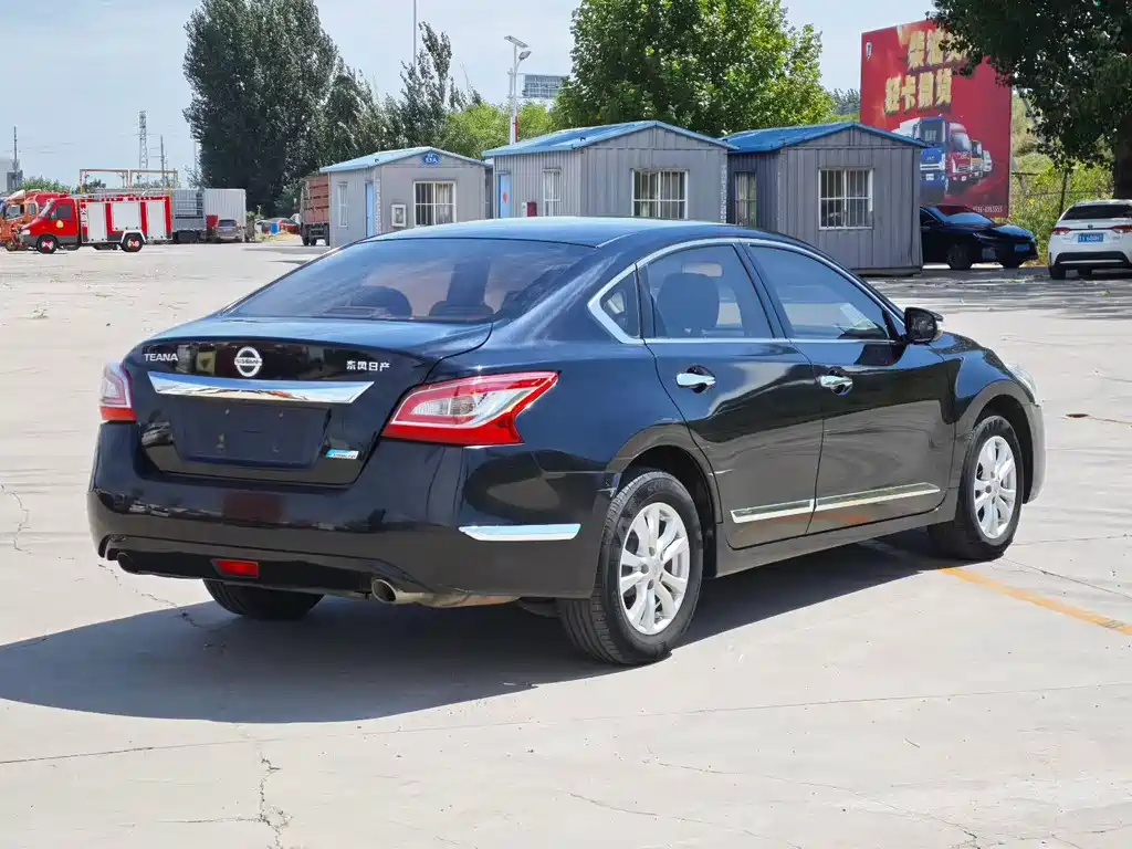 Nissan Teana — миниатюра 4