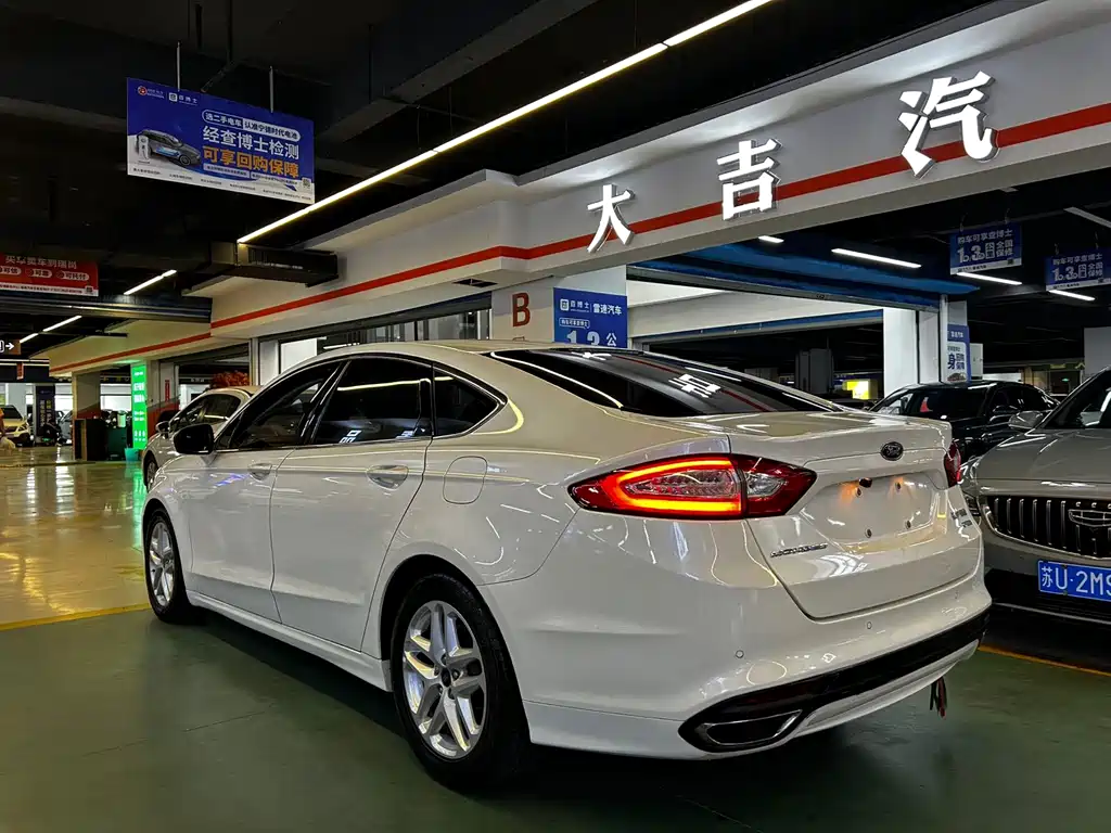 Ford Mondeo — миниатюра 13