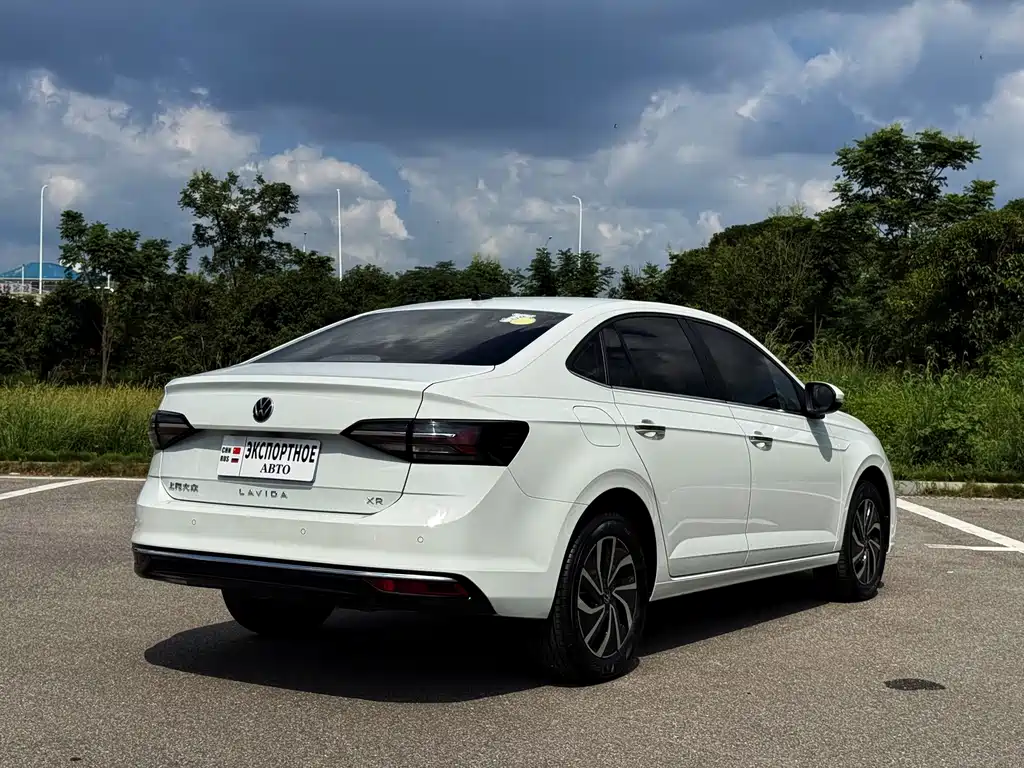 Volkswagen Lavida — миниатюра 8