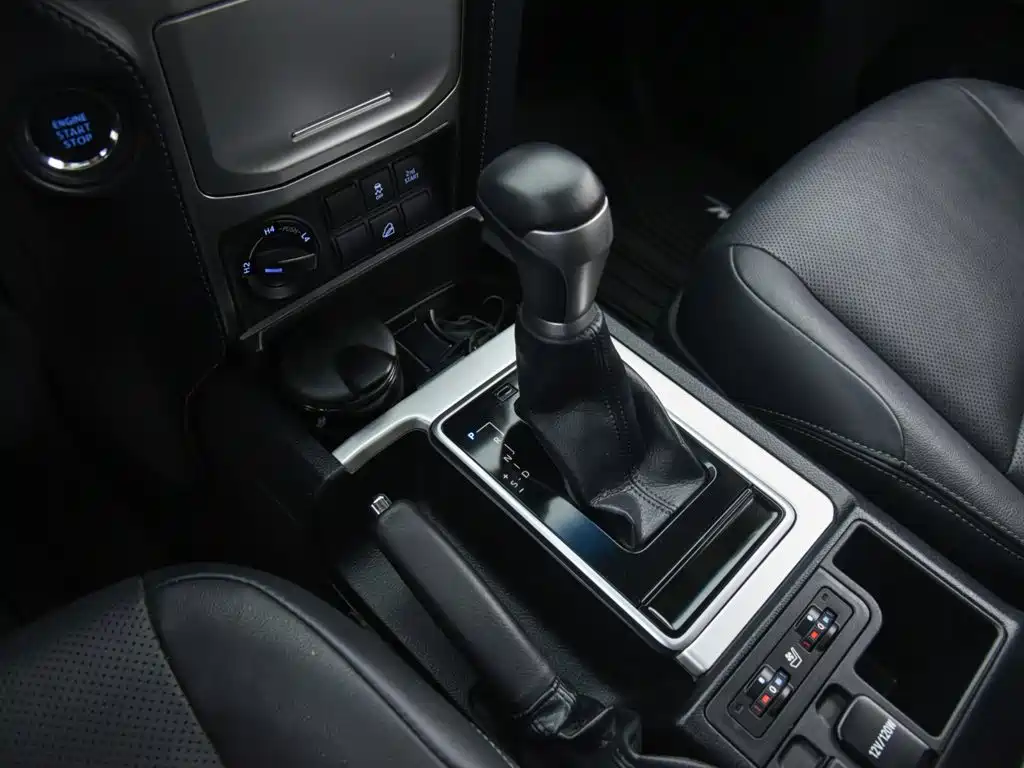 Toyota Prado — миниатюра 10