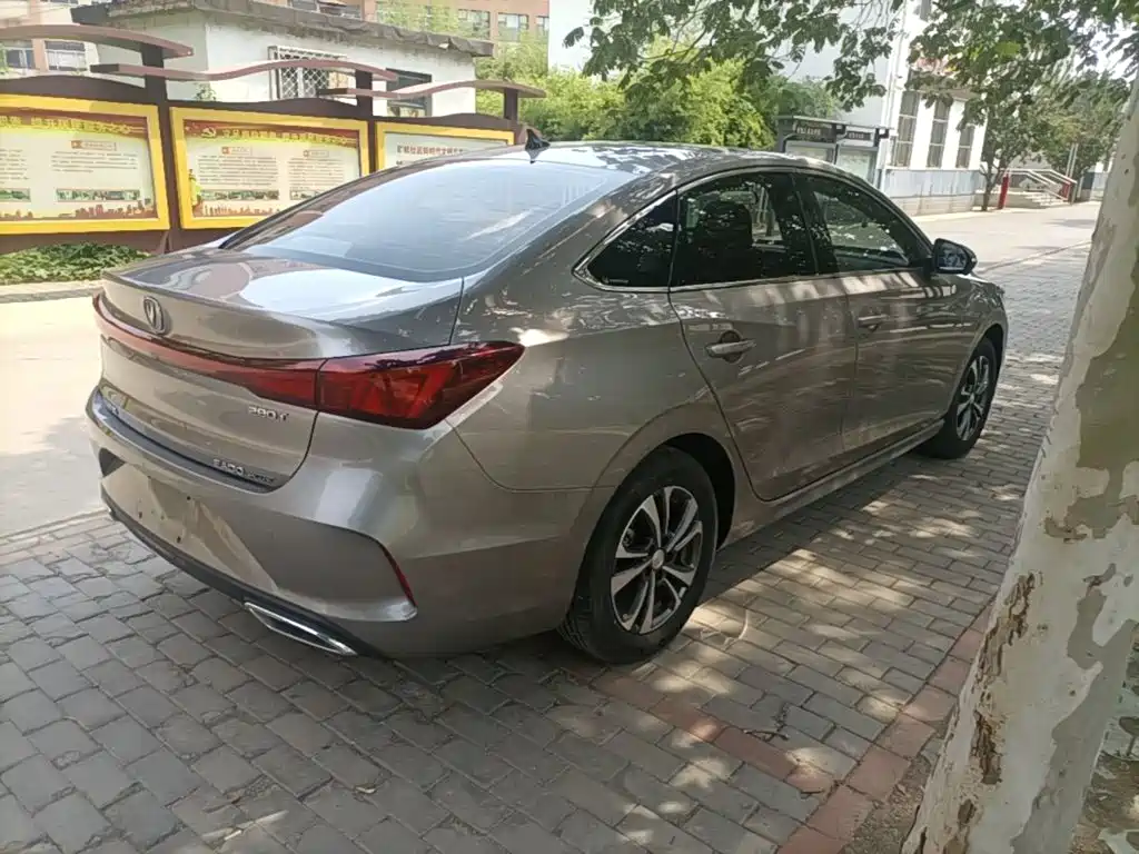Changan Eado — миниатюра 7