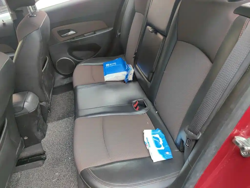 Chevrolet Cruze — миниатюра 18