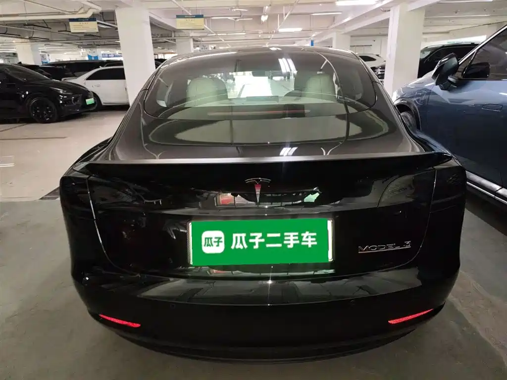 Tesla Model 3 2022 Performance