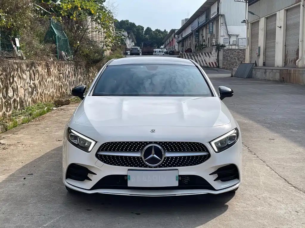 MERCEDES-BENZ A CLASS