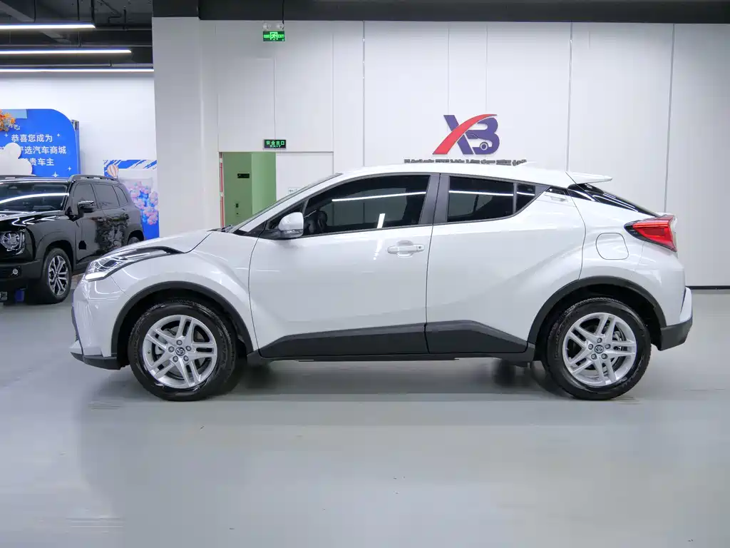 Toyota C-HR — миниатюра 14