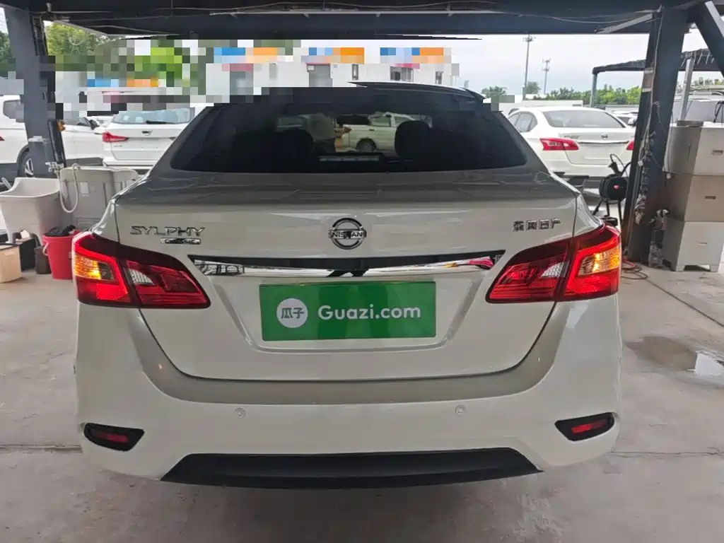 Nissan Sylphy — миниатюра 6
