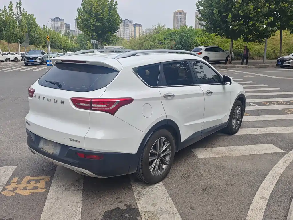 Jetour X70 — миниатюра 10