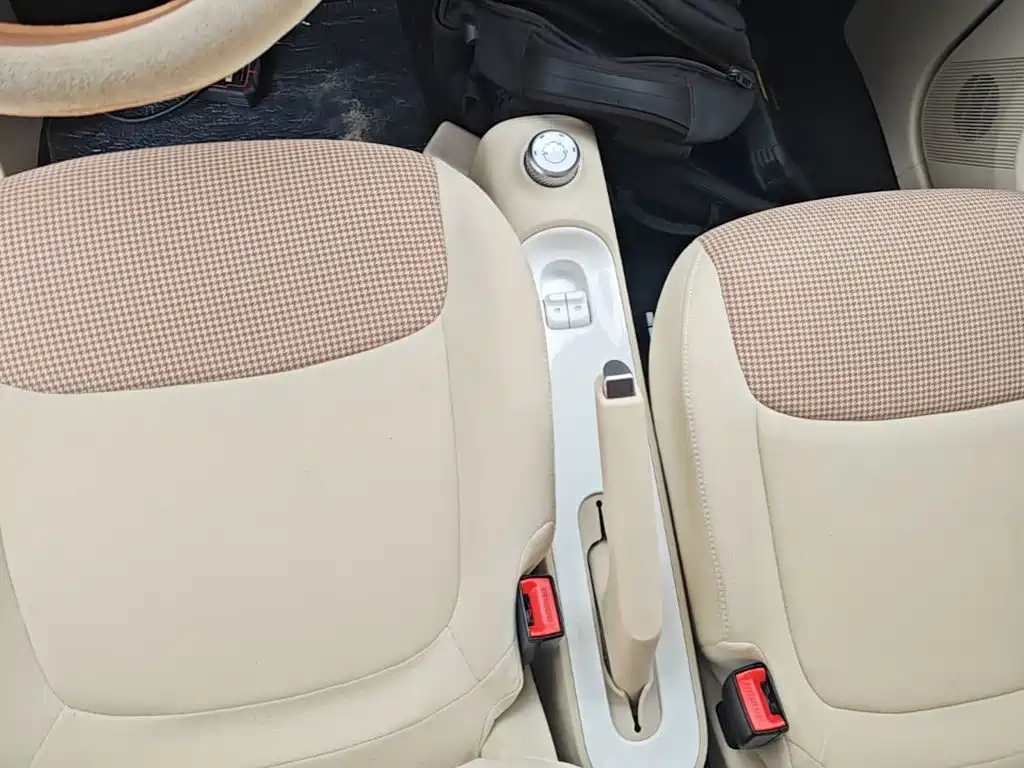 Wuling MINIEV — миниатюра 14