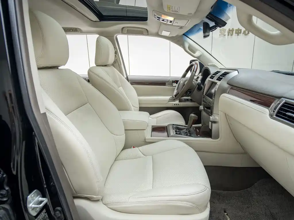 Lexus GX — миниатюра 18