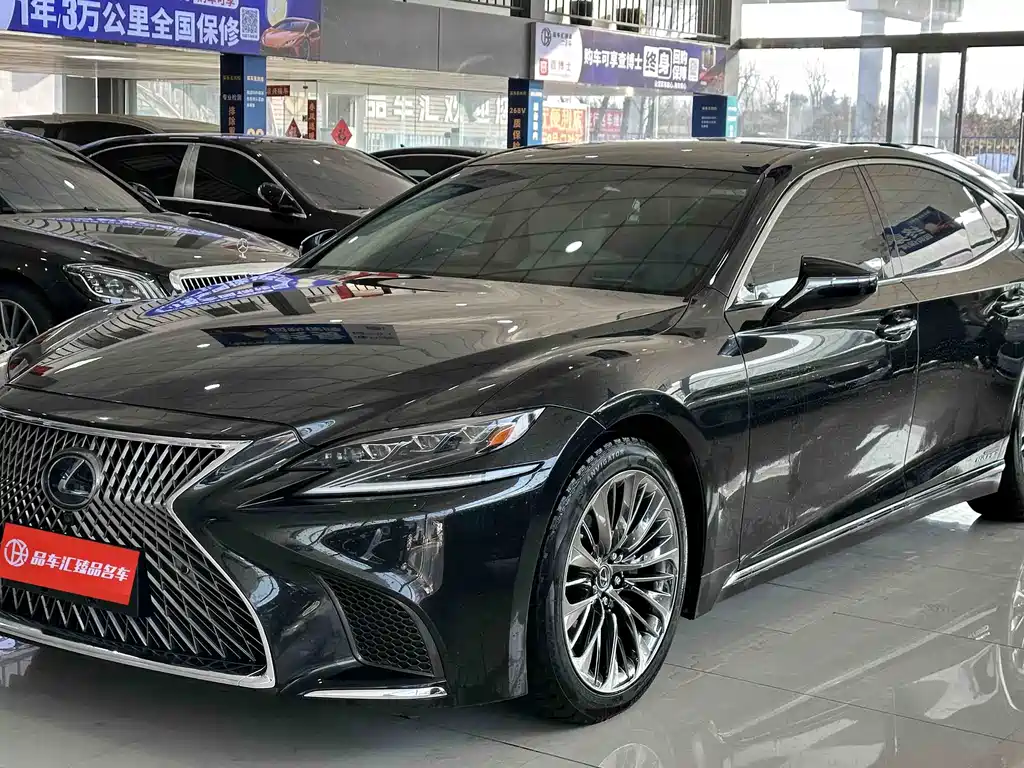 LEXUS LS