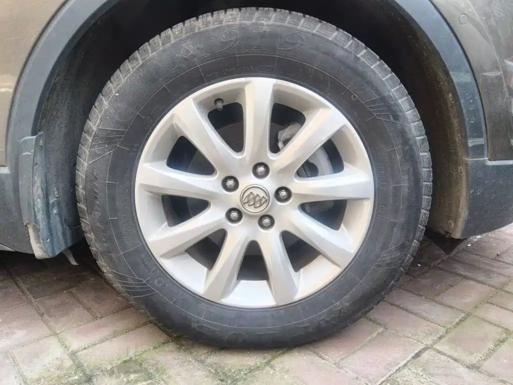Buick Envision Plus — миниатюра 8