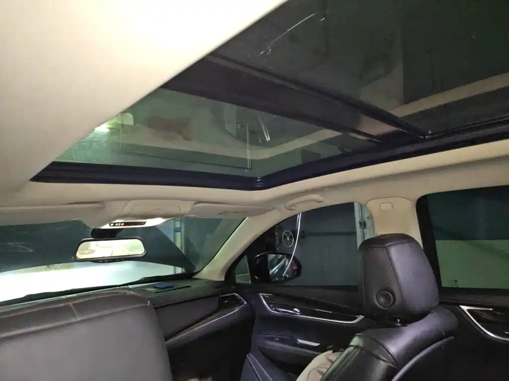 Cadillac XT5 — миниатюра 14