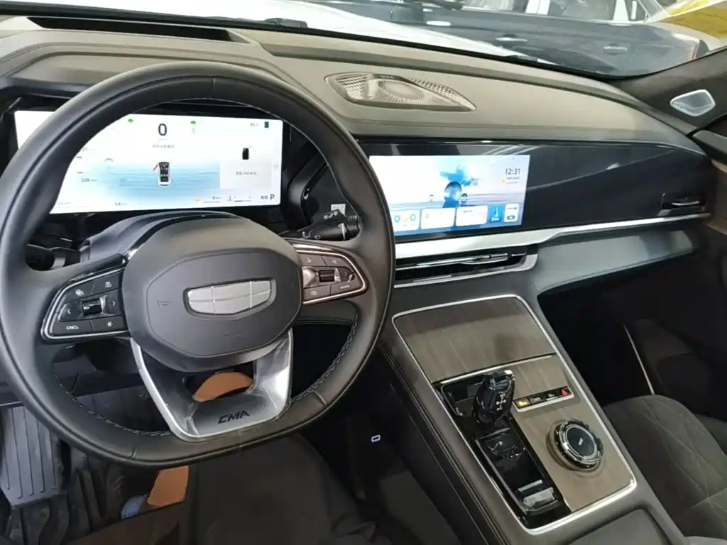 Geely Xingyue L — миниатюра 10