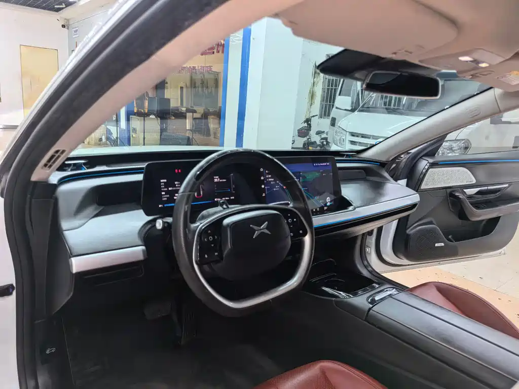 XPeng P7 — миниатюра 7